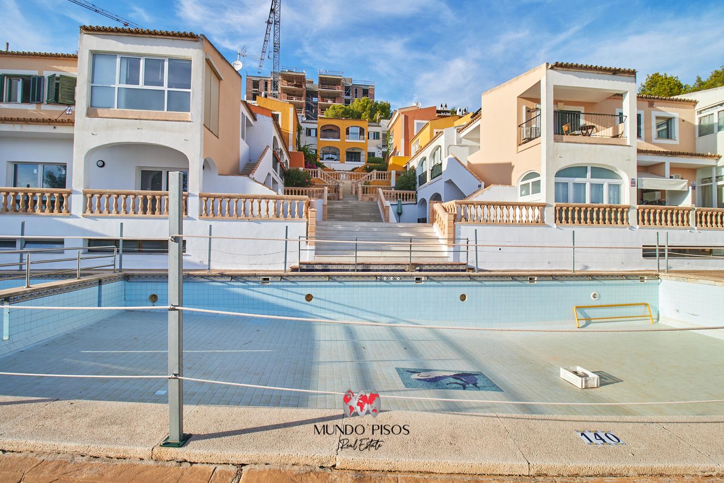 Apartamento con piscina comunitaria en Santa Ponça, Mallorca, Illes Balears.