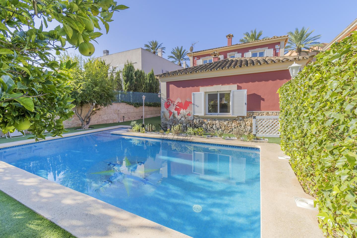 Detached villa with a swimming pool in Sometimes, Palma de Mallorca, Balearic