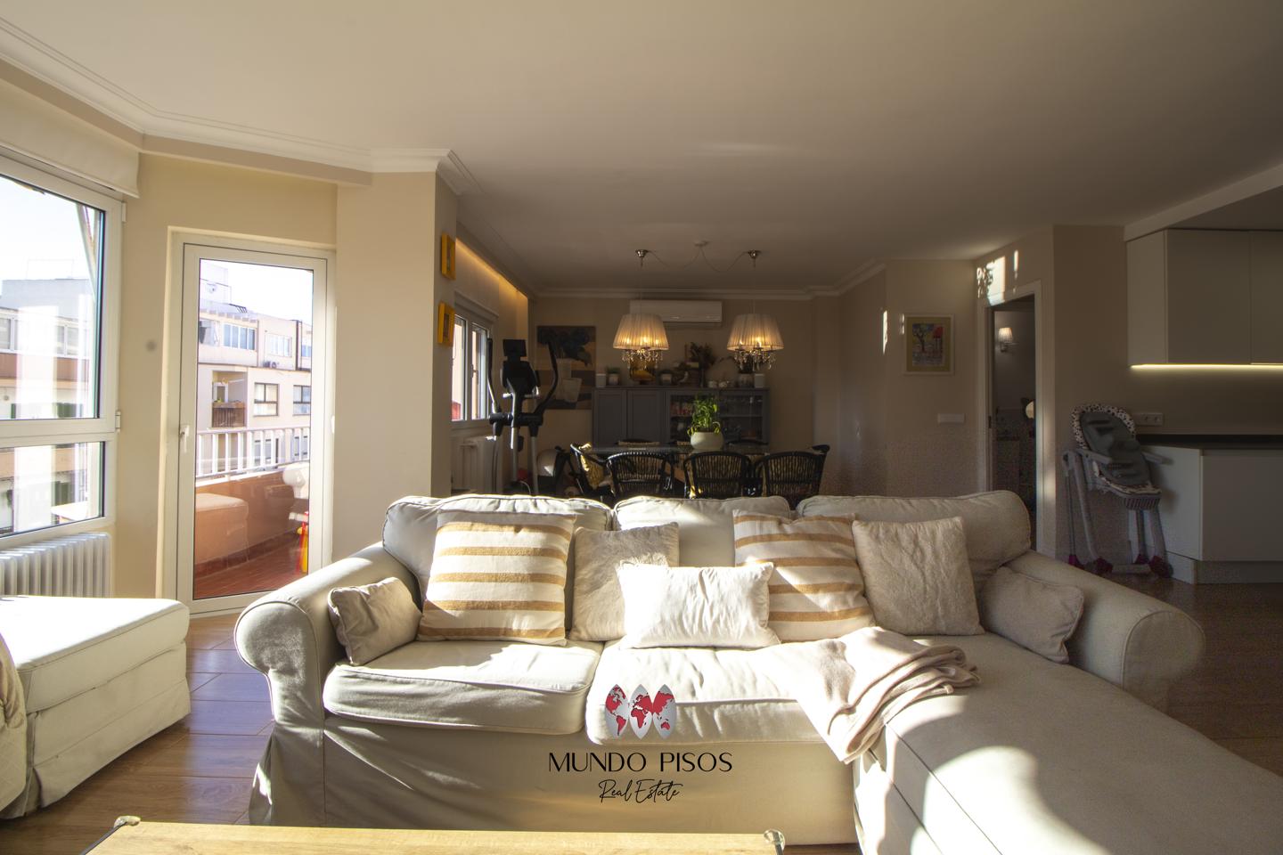 Bright and renovated apartment just a few meters from Paseo Mallorca, Es Fortí, Palma de Mallorca, Balearic Islands.