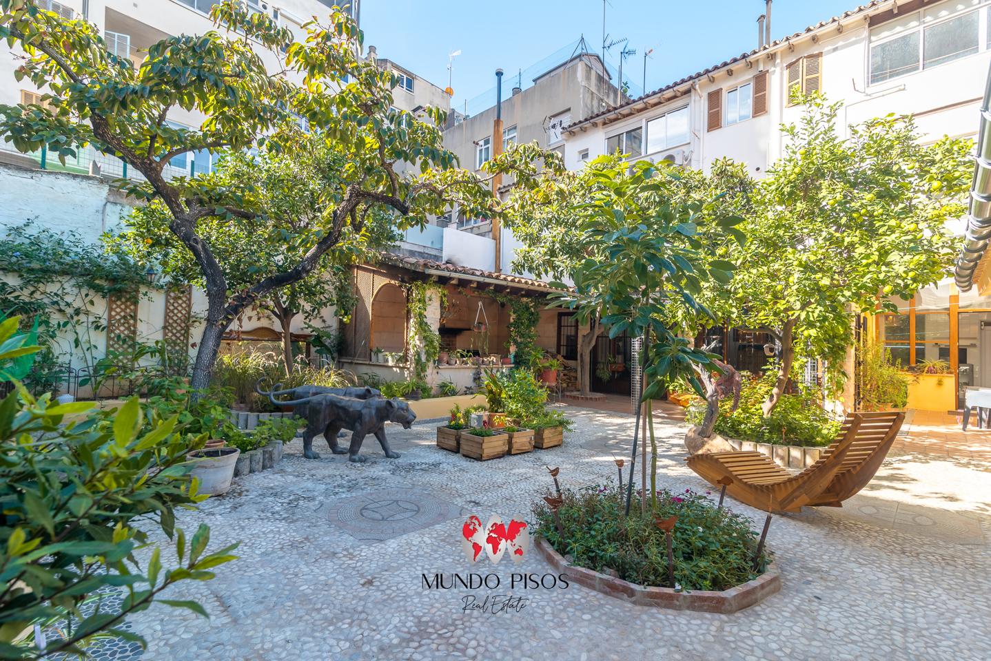 Ground floor with no roof terrace, in the Plaza de Toros area, Palma de Mallorca, Balearic Islands.