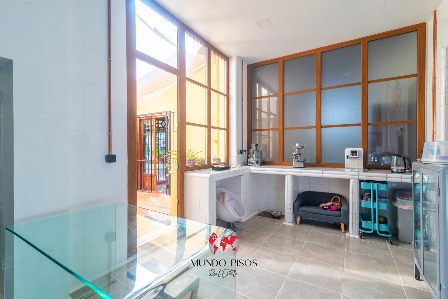 Ground floor with no roof terrace, in the Plaza de Toros area, Palma de Mallorca, Balearic Islands.