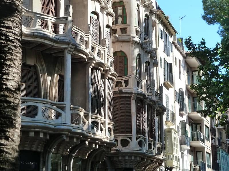 Vivir en el casco entiguo de Palma, ventajas y retos